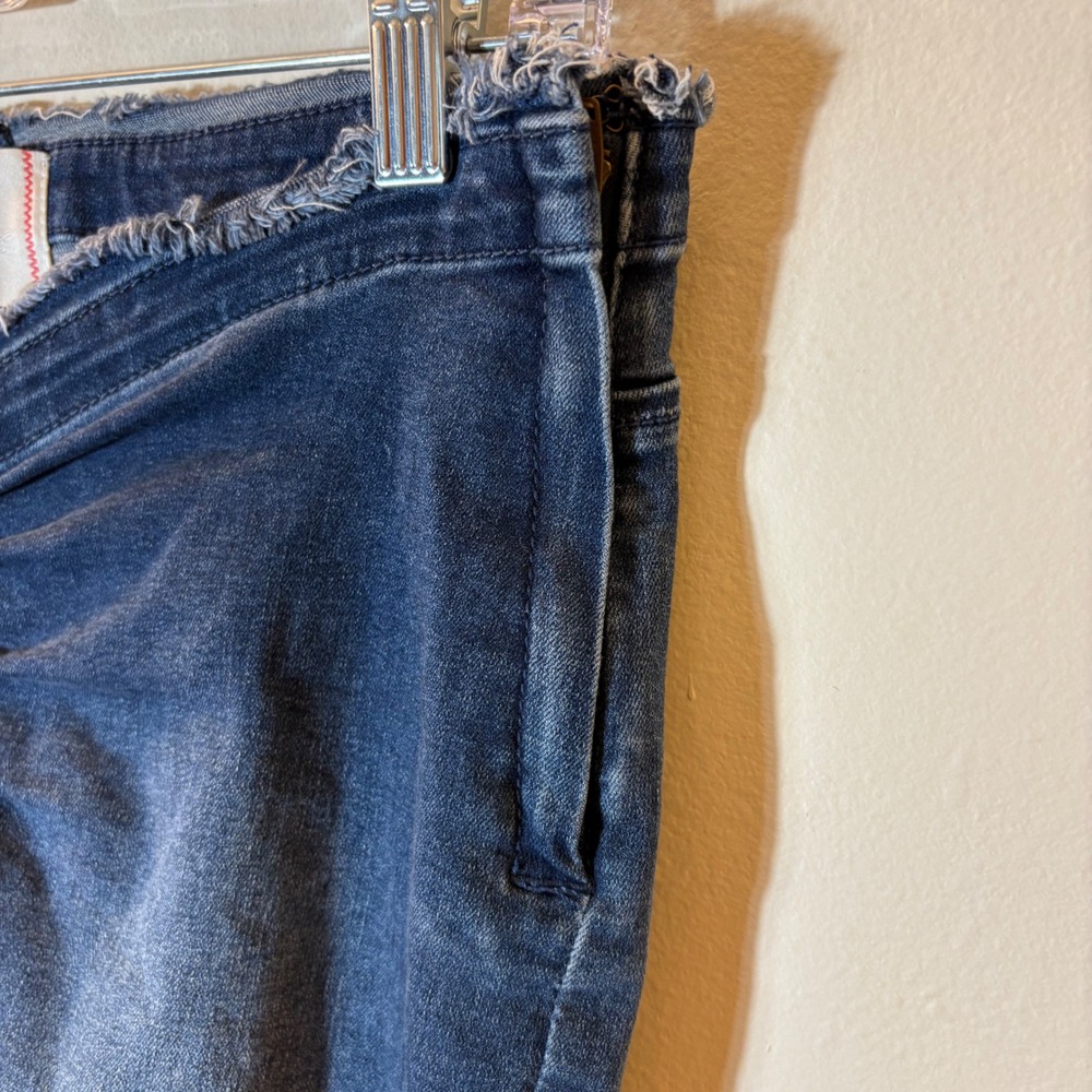 BDG Urban Outfitters Ruched Dipped V Flare Jeans Size 30 Dark Wash Blue - Picture 6 of 9